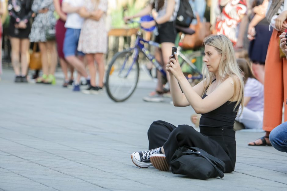 „Kiemų šventė“ Kaune: nuo rankų darbo muilo iki Kaligulos nuodų ir ore sklandančios poezijos