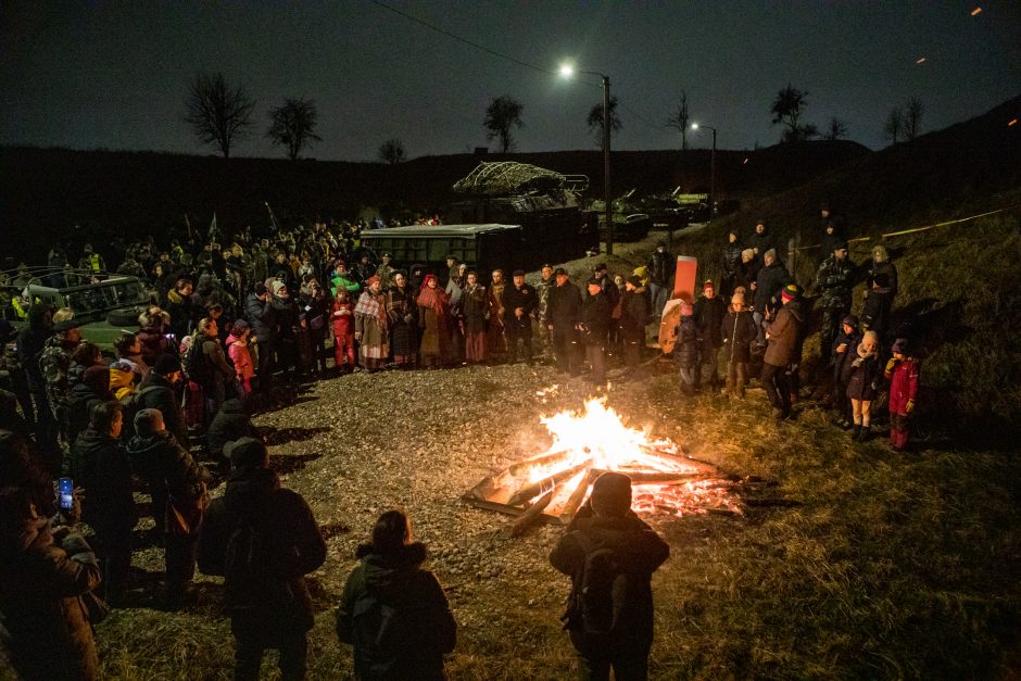 VI fortas: Sausio 13-osios laužo liepsnos fone – šaulių priesaika