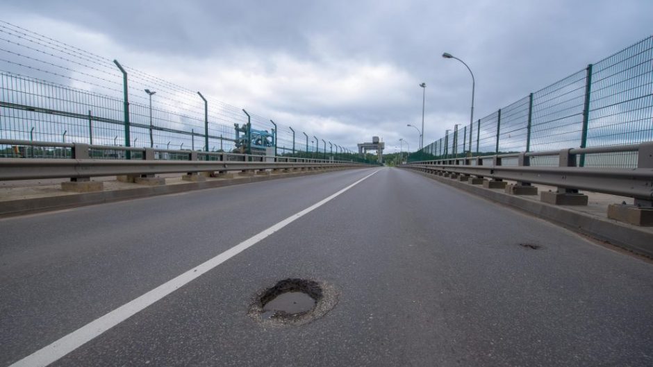 Kauno hidroelektrinės tiltas uždaromas kapitaliniam remontui