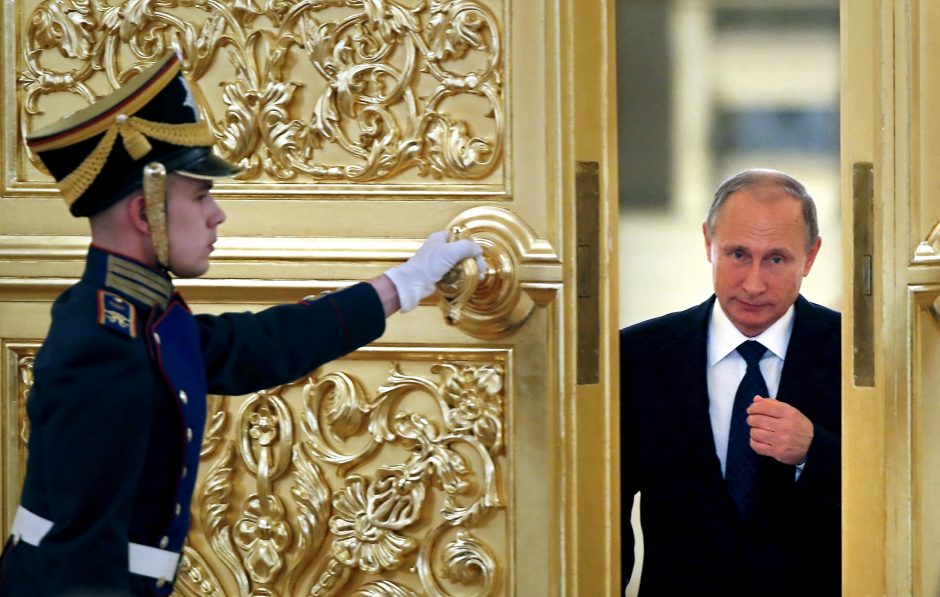 Politologas: V. Putinas per kvailumą savo tikrąjį veidą parodė ne laiku