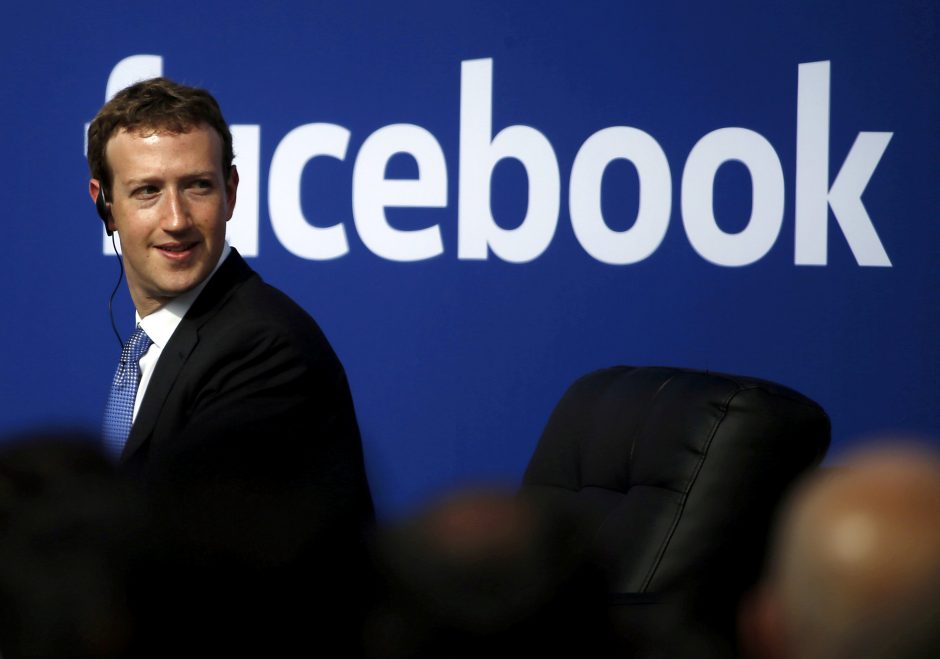 M. Zuckerbergas: „Facebook“ turi aiškių Rusijos kišimosi į JAV rinkimus įrodymų