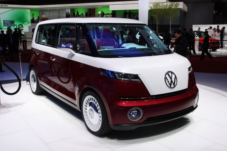 „Volkswagen Transporter“ jubiliejų pažymėjo nauju modeliu