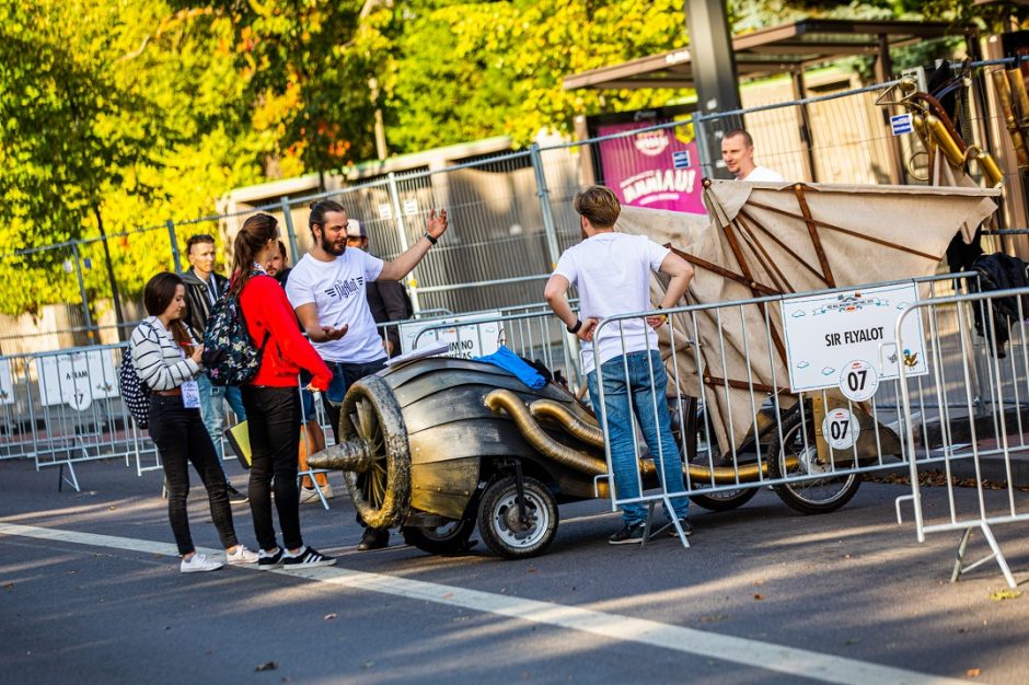 Pasiruošimas „Red Bull muilinių lenktynėms“