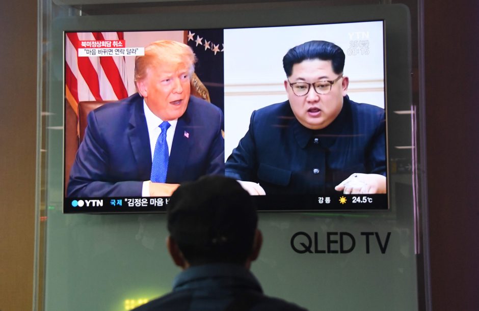 D. Trumpas patvirtino susitiksiantis su Kim Jong Unu