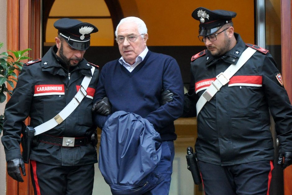 Europoje ir Pietų Amerikoje sulaikyti 90 italų mafijos grupuotės narių