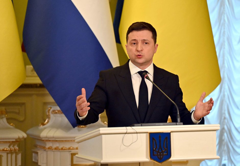 V. Zelenskis: visa Ukrainai tiekiama Vakarų ginkluotė – gynybinė