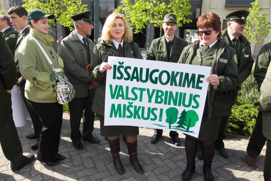 Urėdijas apraizgiusius giminystės ryšius deklaravo tik trečdalis darbuotojų