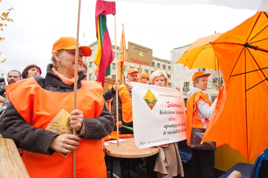 Atvertas kelias svarstyti siūlymą dėl didesnės paramos profsąjungoms