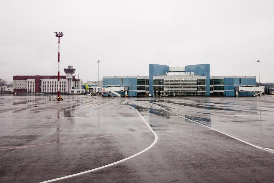 Dėl oro uosto rekonstrukcijos brangs kelionės?