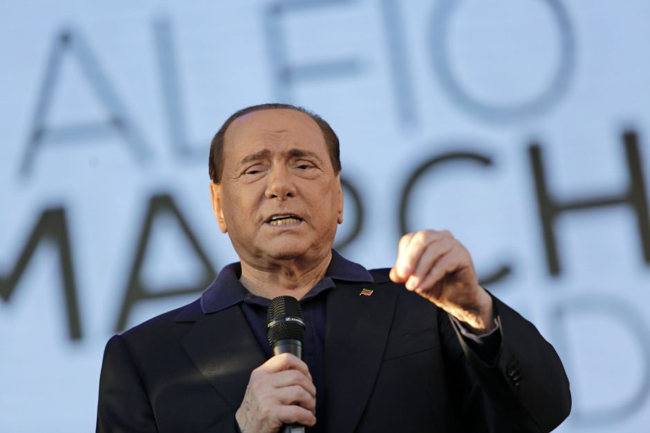 Buvęs Italijos premjeras S. Berlusconi pateko į ligoninę