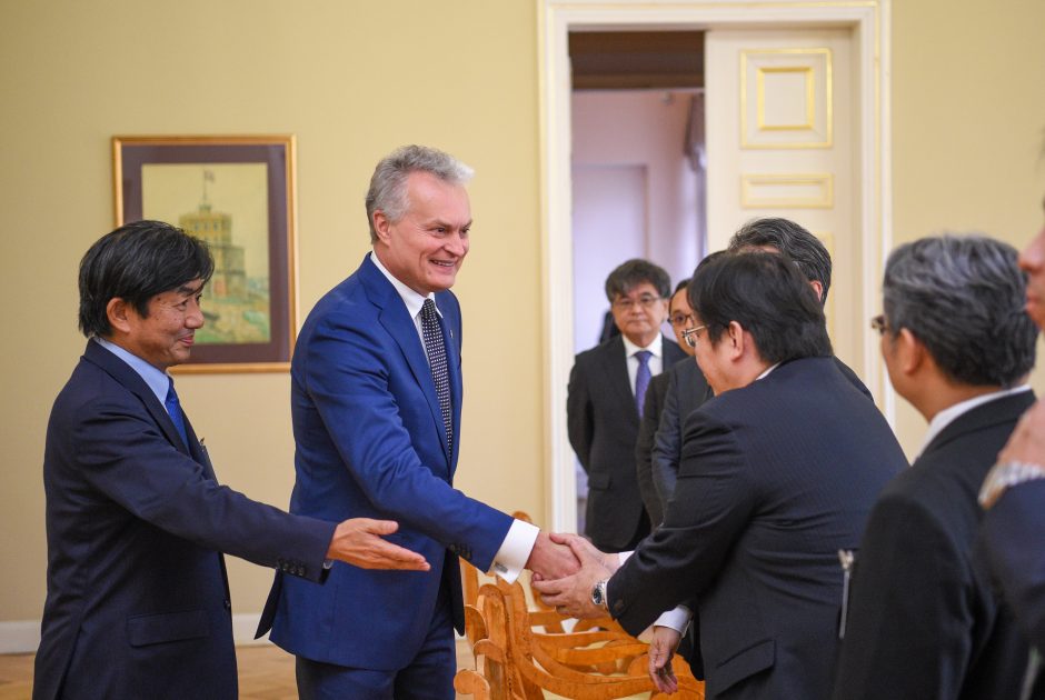 G. Nausėda į Lietuvą pakvietė Japonijos verslą