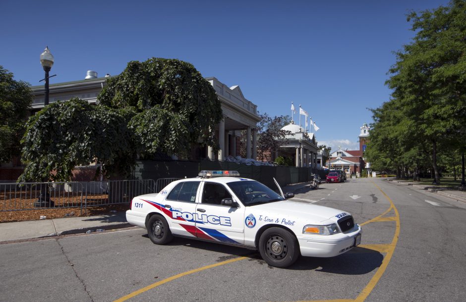 Per susišaudymą Toronto naktiniame klube žuvo du žmonės, dar trys sužeisti