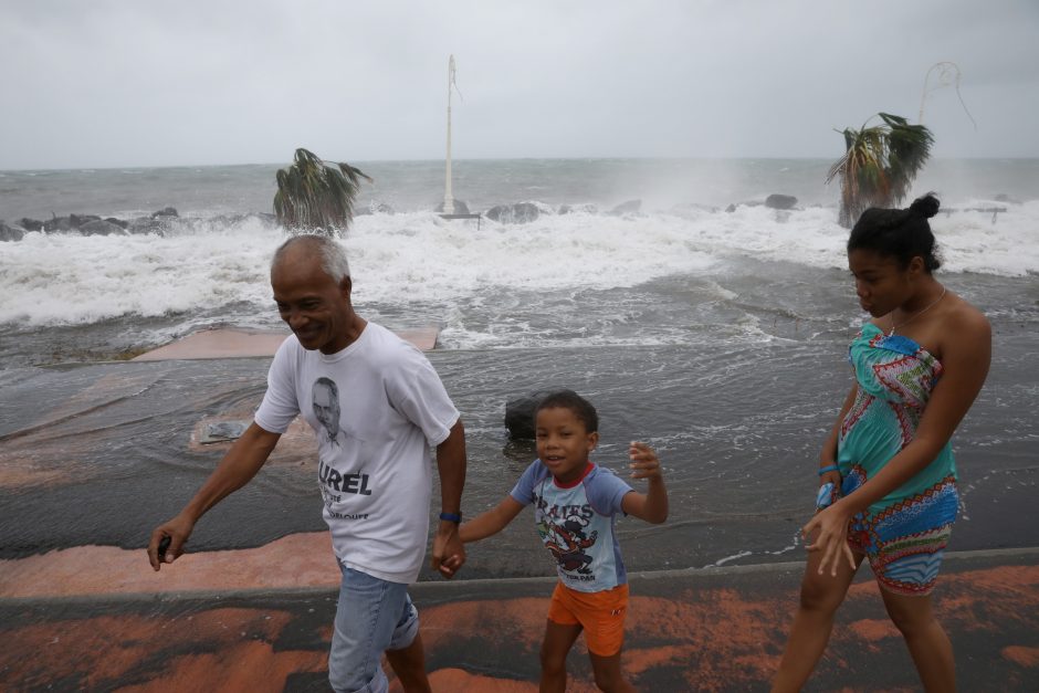 Uraganas „Maria“ nusinešė pirmąją gyvybę