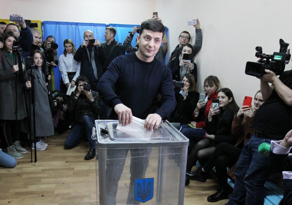 Ukrainos prezidento rinkimuose pirmauja V. Zelenskis