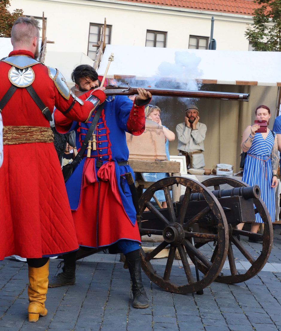 Sostinėje vyksta Šv. Baltramiejaus mugė