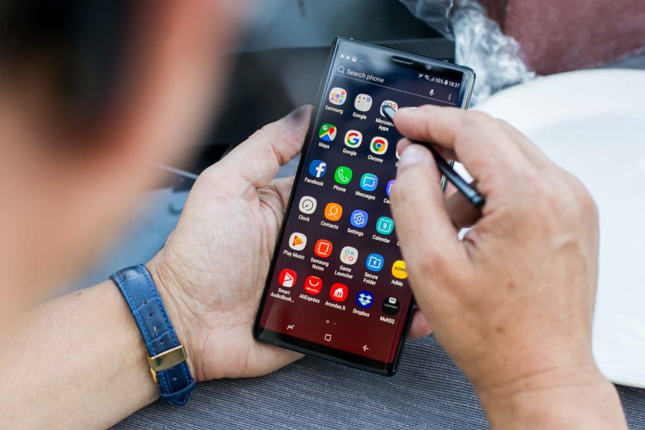 „Samsung“ pristatė naują „Galaxy Note9“: telefoną trokštantiems to, kas geriausia