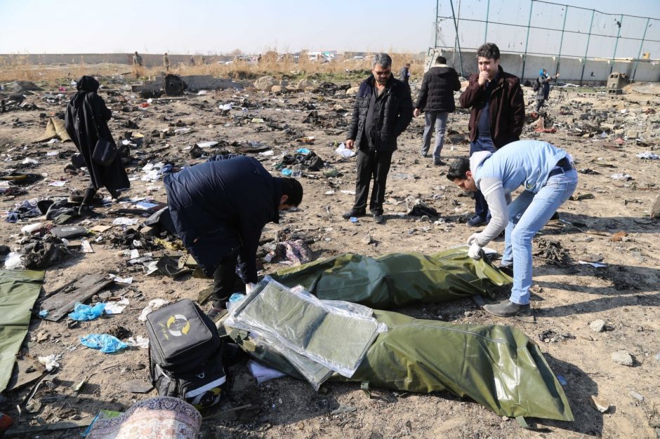 Irane pora dėl ukrainiečių keleivinio lėktuvo numušimo padavė į teismą 3 pareigūnus