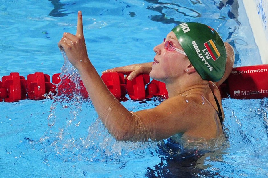 R. Meilutytė Dubajuje pateko į 100 m rungties laisvu stiliumi pusfinalį