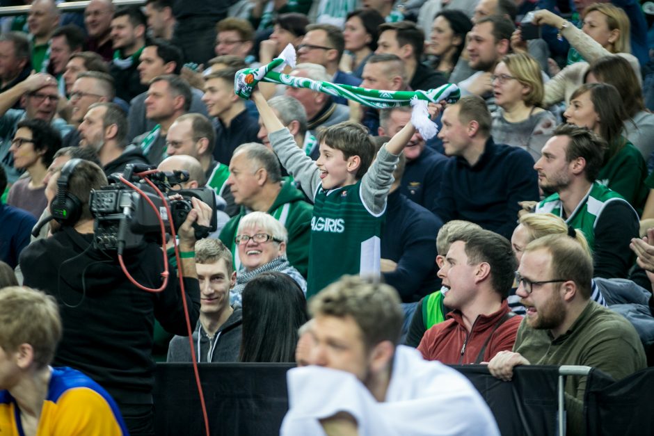 „Žalgiris“ po atkaklios kovos nusileido „Chimki“ krepšininkams