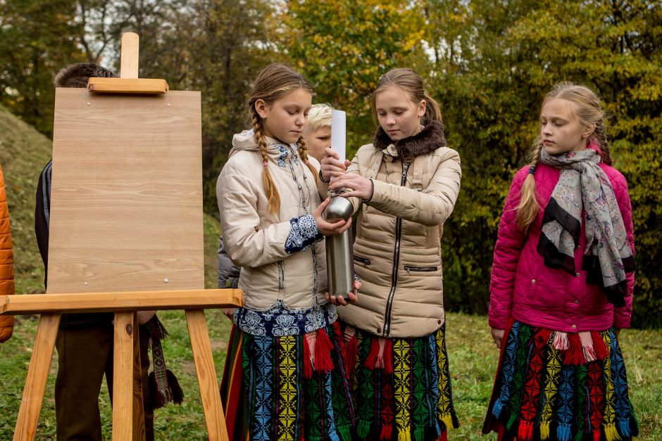 Archeologiniai kasinėjimai Pyplių piliakalnyje