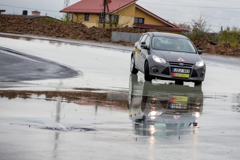 Ekstremalumo ištroškusių senjorų neatbaidė ir lietus