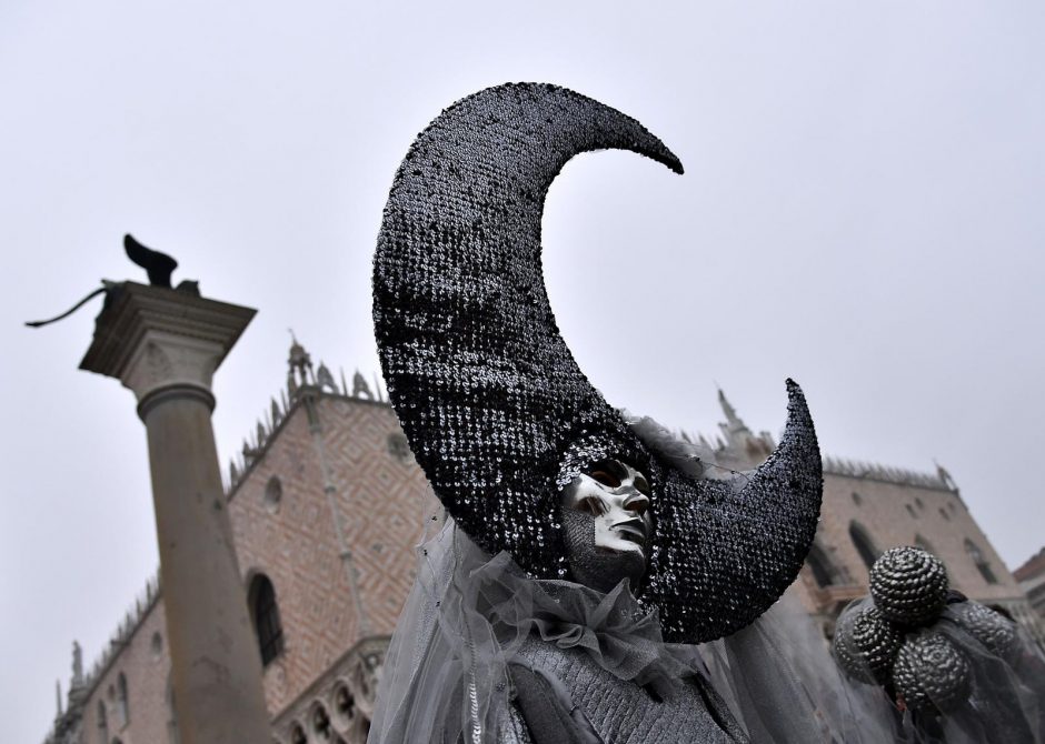 Venecijos karnavalą temdo ne tik ūkanos