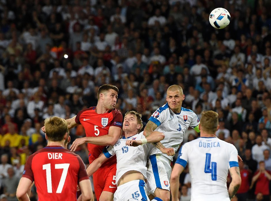 Anglijos futbolininkams lygiosios su Slovakija garantavo vietą aštuntfinalyje