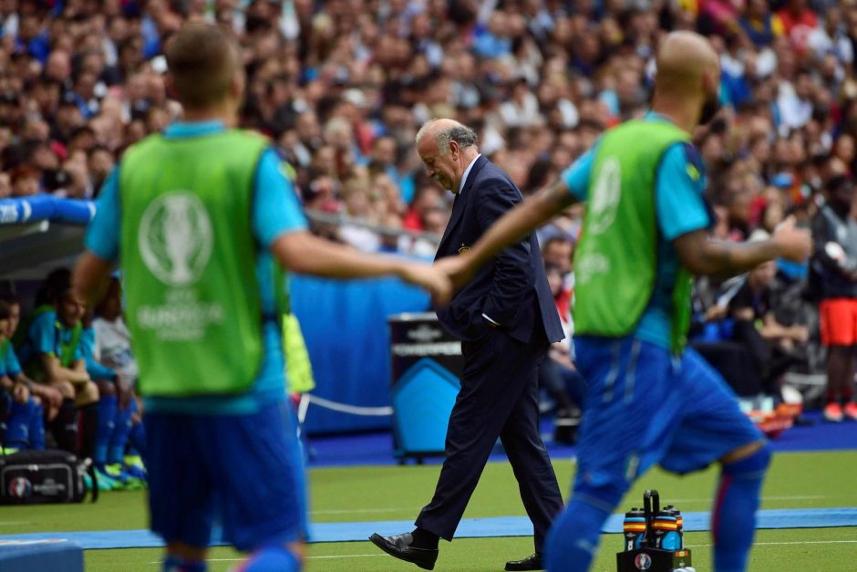 Europos futbolo čempionų fiasko: Ispanijos rinktinė nepateko į ketvirtfinalį