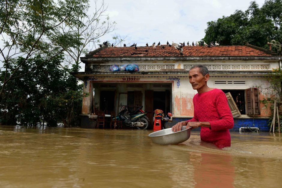 Vietname per potvynius žuvo 24 žmonės