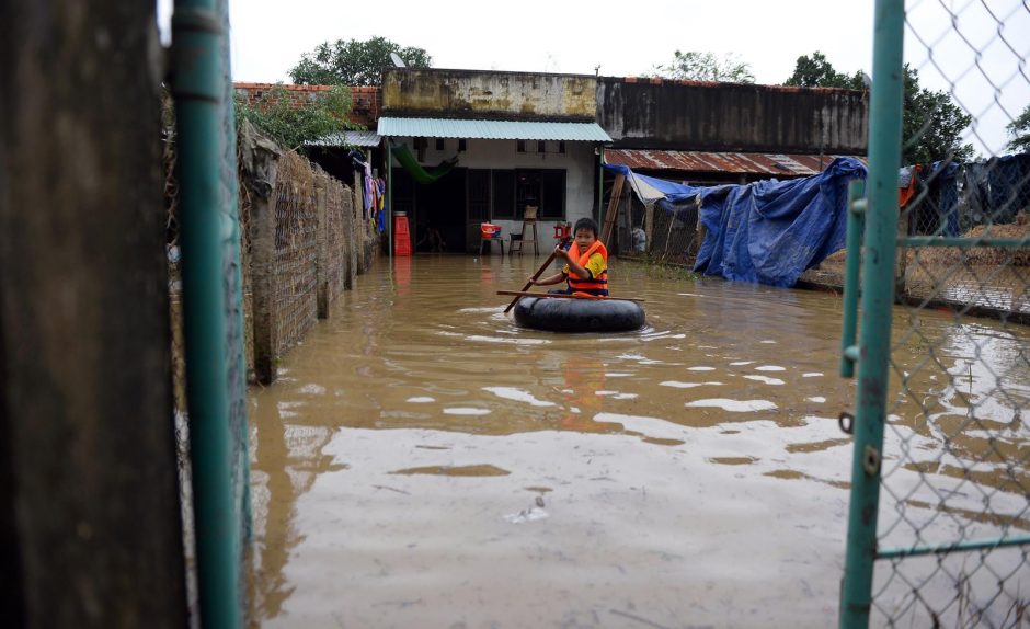 Vietname per potvynius žuvo 24 žmonės