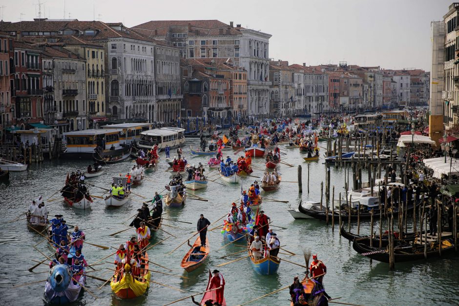 Nuo Venecijos iki Rio – karnavalų siautulys 