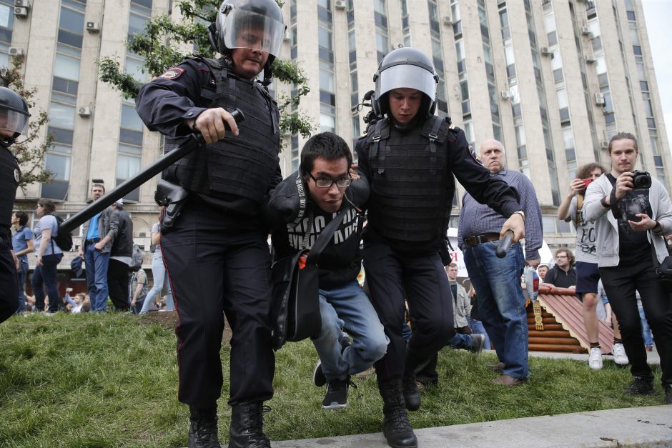 Protestai Rusijoje: areštuoti 1500 žmonių, A. Navalnas kalės 30 parų