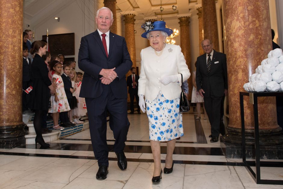 Britanijos karalienė paminėjo 150-ąsias Kanados valstybingumo metines