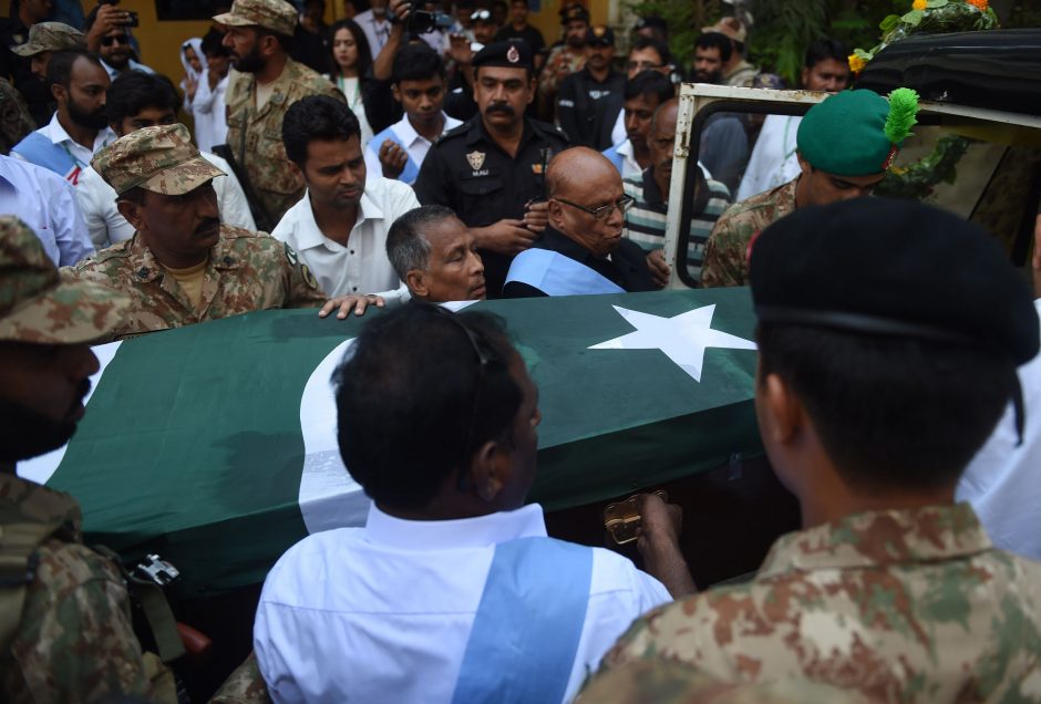 Karačyje palaidota Pakistano „motina Teresė“