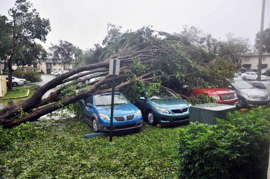 Nusilpęs uraganas „Irma“ Floridoje padarė didžiulių nuostolių