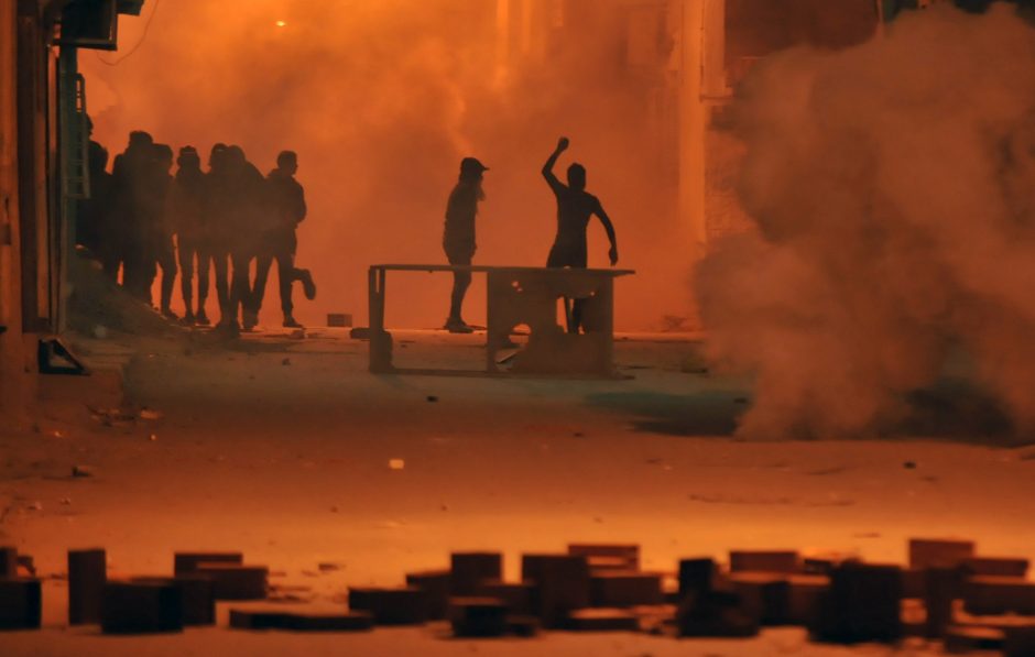 Per neramumus Tunise suimta 200 žmonių, daugybė sužeista
