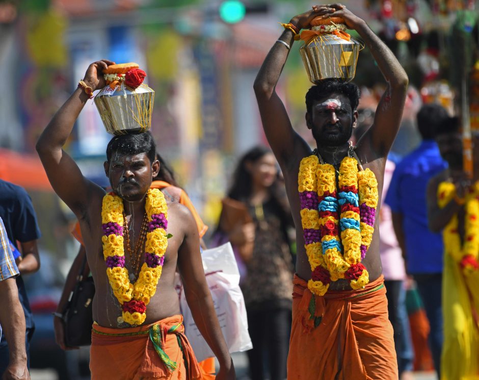 Tūkstančiai tikinčiųjų Malaizijoje švenčia hinduistų festivalį