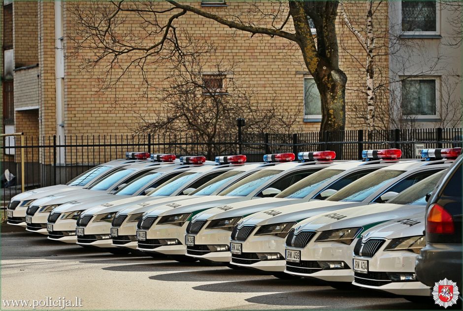 Gatvėse dirbantiems policininkams – nauji automobiliai