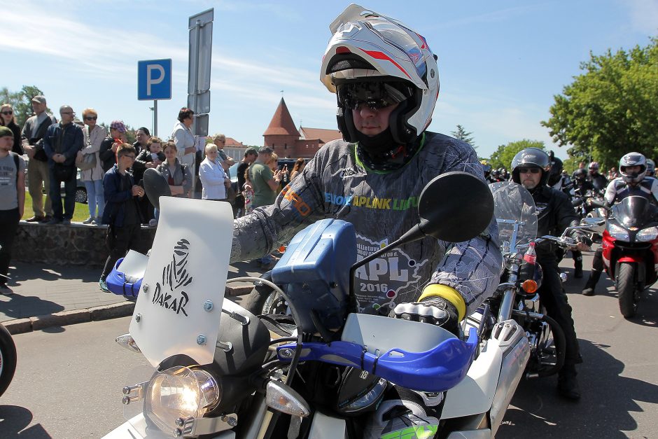 Kauno senamiestį sudrebino šimtai motociklų