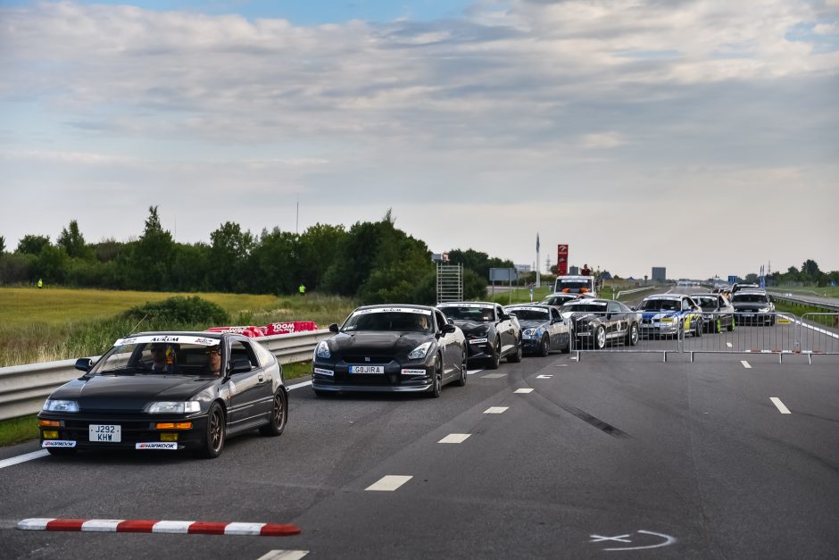 „Aurum 1006 km lenktynių“ pirmąją dieną užbaigė traukos varžybos