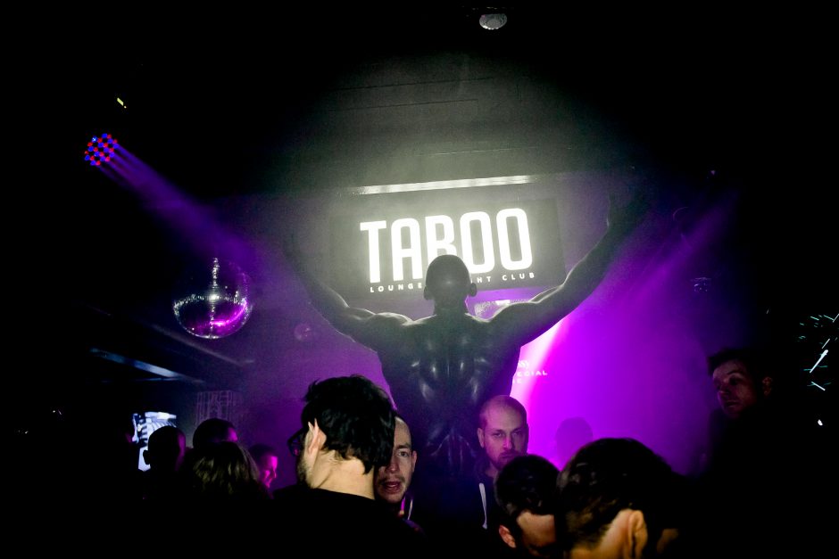 „Taboo“ klube – įkaitusi šokių aikštelė