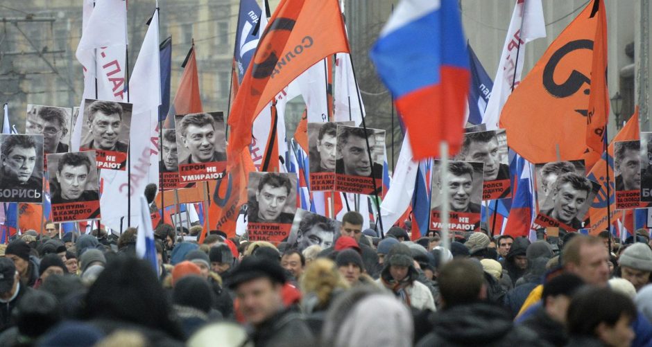 Eitynės Rusijoje B. Nemcovui atminti