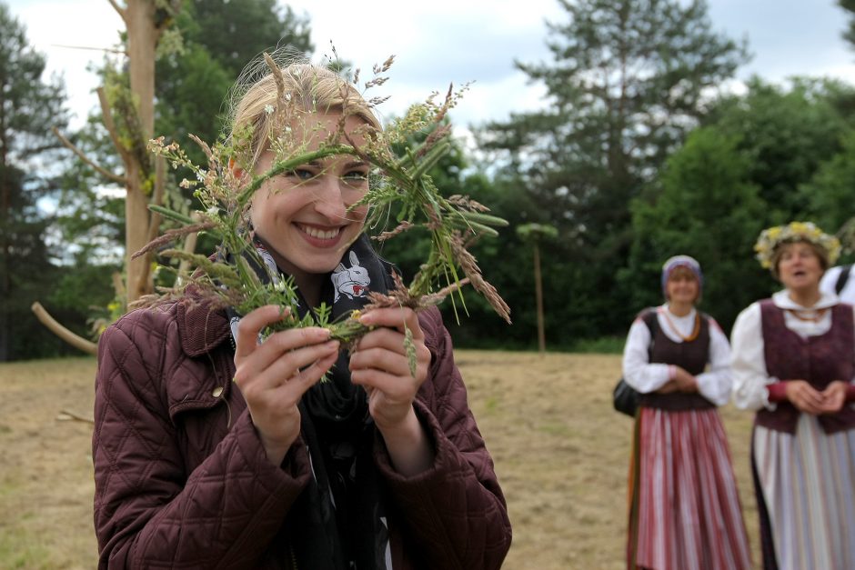 Joninės Rumšiškėse – su kintančiomis tradicijomis