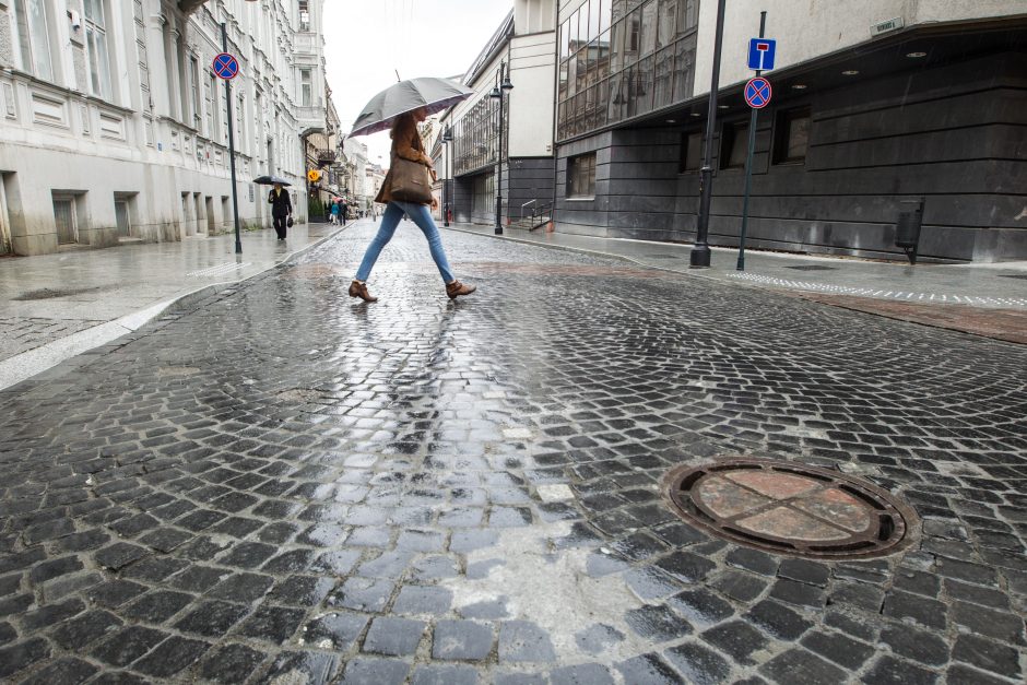 Pagaliau sutvarkyta Vilniaus gatve vėl laisvai žygiuoja pėstieji
