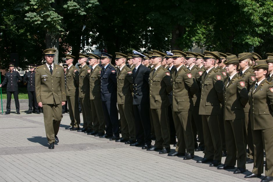 Karo akademijos absolventų priesaika