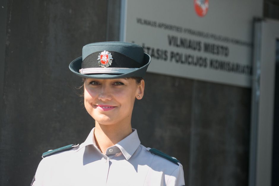 Iškilmingai atidarytas į naujas patalpas persikėlęs Vilniaus policijos komisariatas