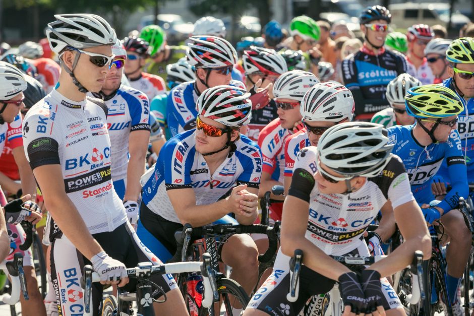 Sostinėje startavo prestižinės dviratininkų lenktynės „Baltic Chain Tour“