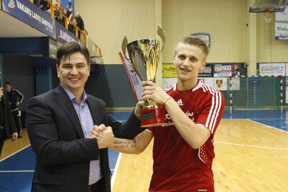 Studentai susigrąžino Klaipėdos salės futbolo čempionų karūną