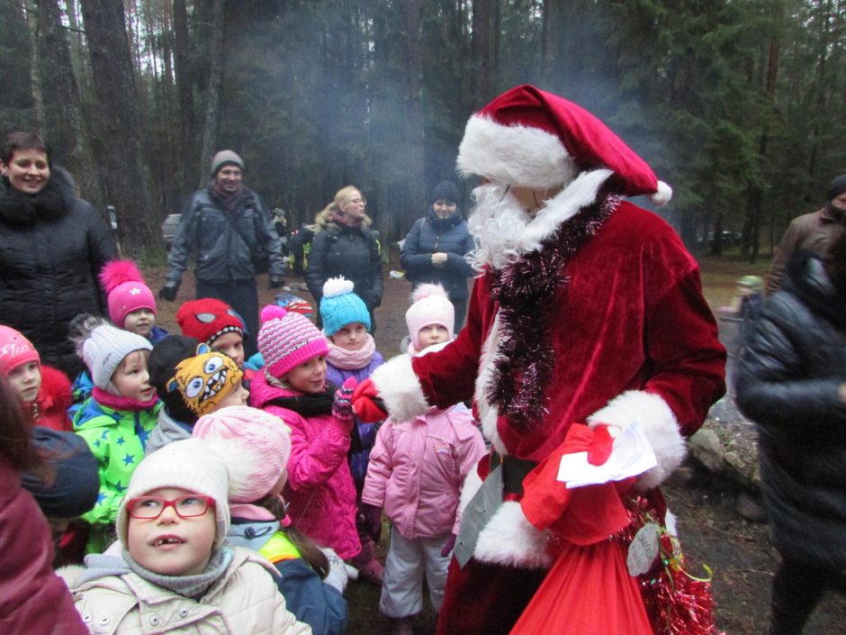 Darželinukai Kalėdas pasitiko netradiciškai