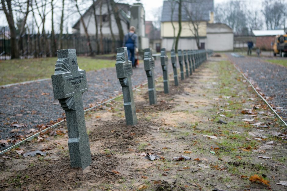 Šančiuose kyla prieš daugiau nei 50 metų sovietų nušluoti kryžiai